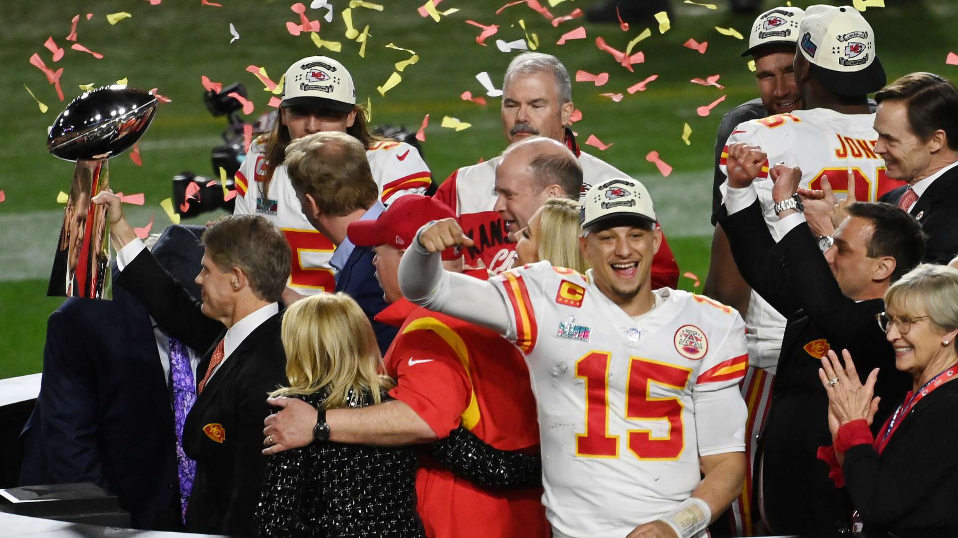 两次成功突 两次成功突